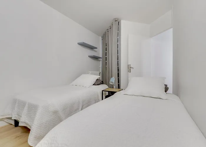 Apartment Chic And Spacious With Parking *